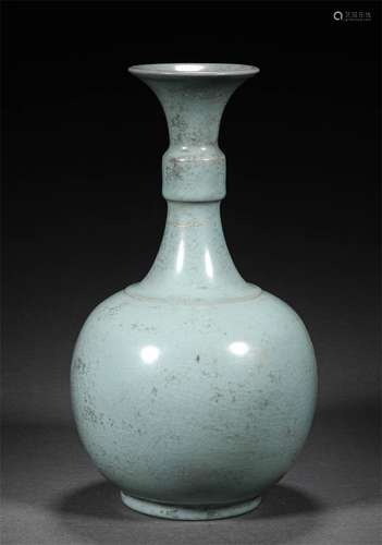 A SONG DYNASTY RU KILN ORNAMENTAL BOTTLE