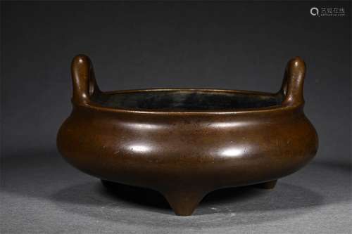 A MING DYNASTY BRONZE INCENSE BURNER