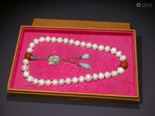 PEARL STRING BRACELET WITH 36 BEADS