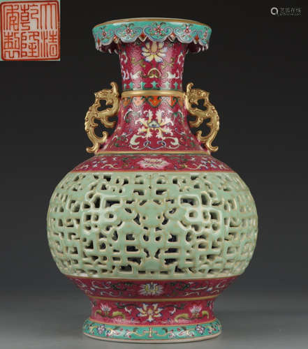 QIANLONG RED GLAZE HOLLOWED VASE