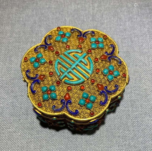 GOLD WITH GEM DECORATED BOX