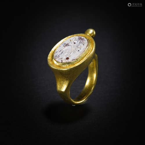 ANCIENT INDIAN PURE GOLD RING WITH AGATE SETTING IN IT