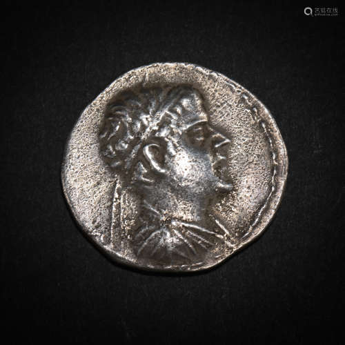 ANCIENT INDIAN SILVER COIN