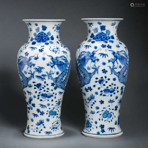 A PAIR OF DRAGON PATTERN PORCELAIN VASES, QING DYNASTY, CHIN...