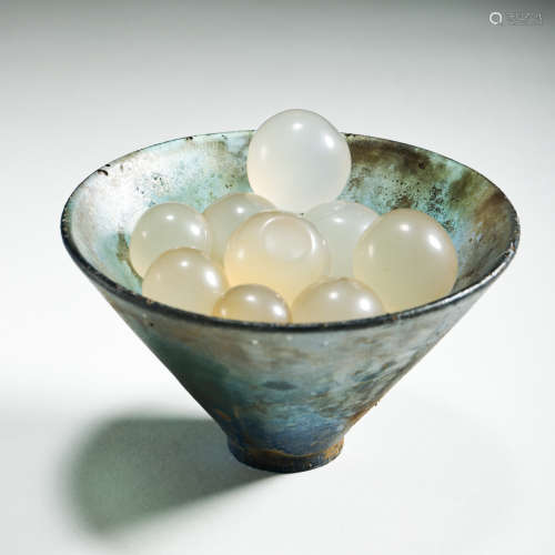 TANG DYNASTY, CHINESE COLORED GLASS CUP AND CONSECRATED AGAT...