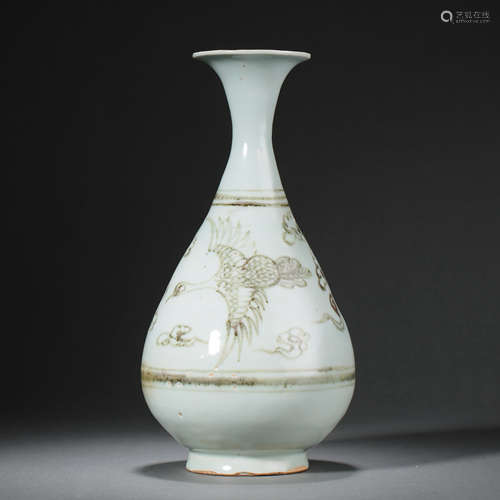 RED JADE POT SPRING VASE IN GLAZE IN YUAN DYNASTY, CHINA