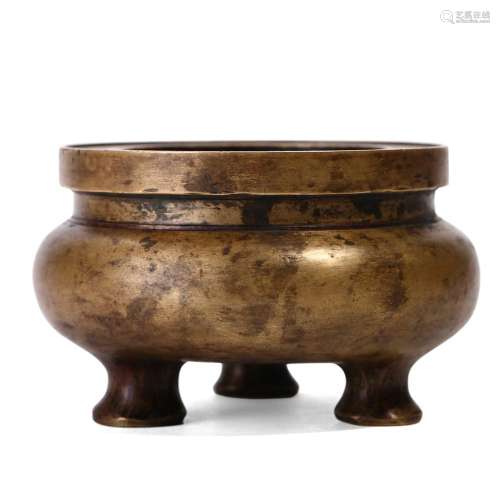 A BRONZE TRIPOD INCENSE BURNER