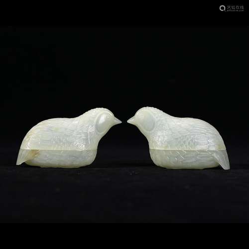 A PAIR OF WHITE JADE 'QUAILS' BOXES AND COVERS