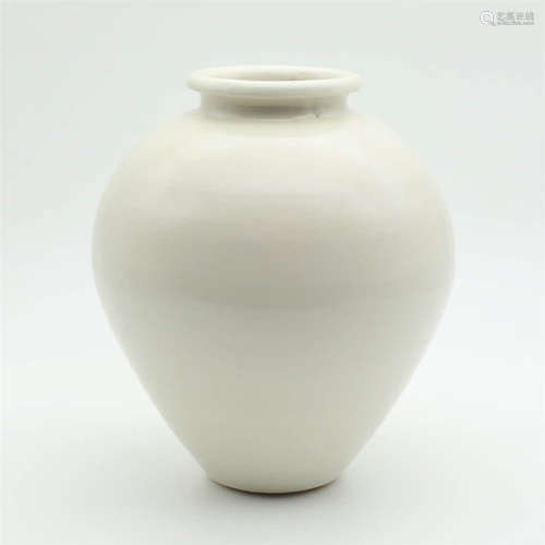 A Jing Ware White-Glazed Ovoid Jar