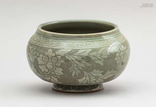 Chinese Ming (1368-1644) ceramic bowl