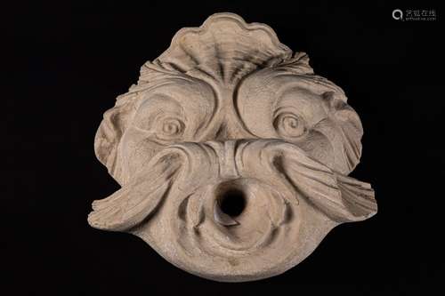 Fountain mask