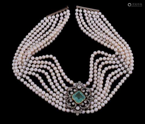 An emerald, diamond and cultured pearl necklace