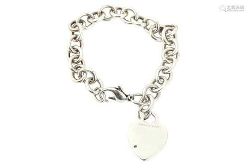 Tiffany & Co. Silver Chain Link Heart Bracelet