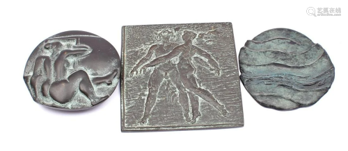 3 bronze plaques