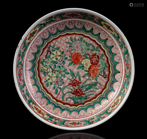 Chinese porcelain Famille verte dish