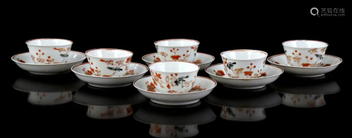 6 porcelain milk and blood cups and saucers
