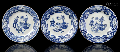 3 porcelain dishes