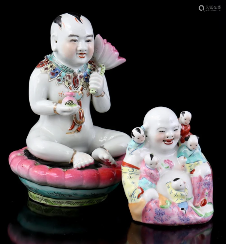 2 porcelain figurines of figures