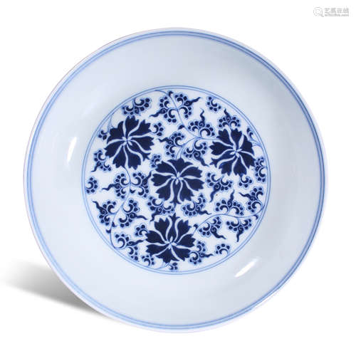 Qing Dynasty Qianlong blue and white lotus pattern plate