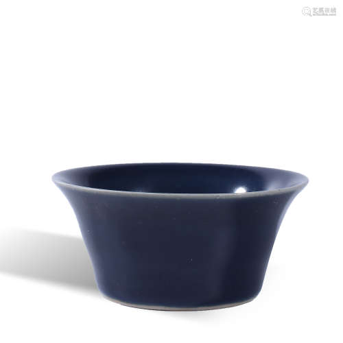 Jiajing blue glazed bowl in Ming Dynasty