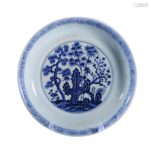 Blue and white pine bamboo plum plate in Xuande of Ming Dyna...