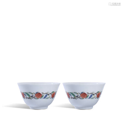 A pair of pastel cups in Qianlong of Qing Dynasty