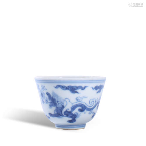 Chenghua blue and white cup in Ming Dynasty