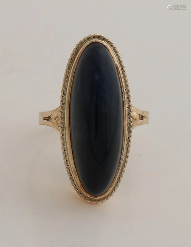 Yellow gold ring, 585/000, with lapis lazuli. Ring with