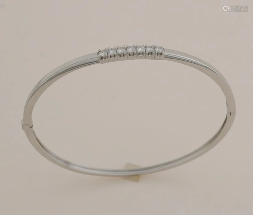 White gold slave bracelet, 585/000, with diamond. Slave