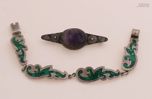 Silver bracelet and brooch with malachite and amethyst.