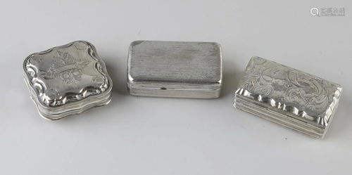 Three silver boxes, 833/000, 2 rectangular models, one