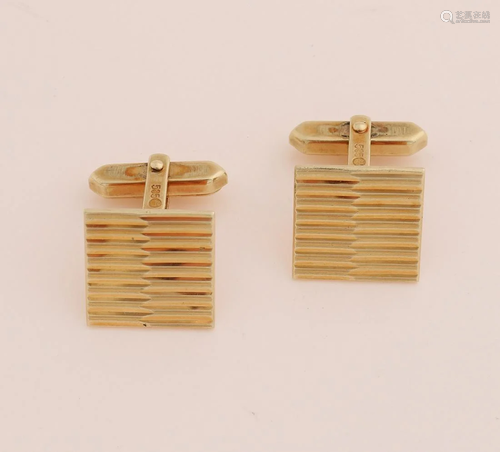 Yellow gold cufflinks, 585/000, square model with cut