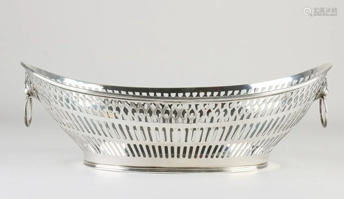 Silver bread basket, 835/000, barge-shaped sawn baskets