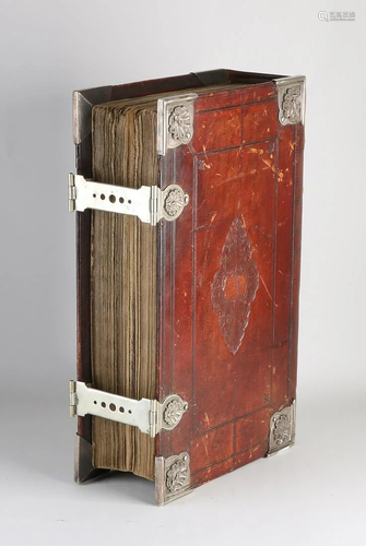 Beautiful 17th century Dutch state bible with silver