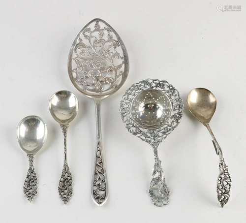 Lot silver, 835/000, Biedermeier, with a cake server,