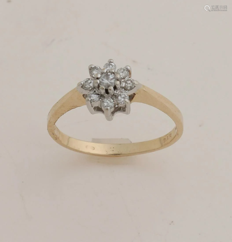 Yellow gold ring, 585/000, with diamonds. Ring with 9