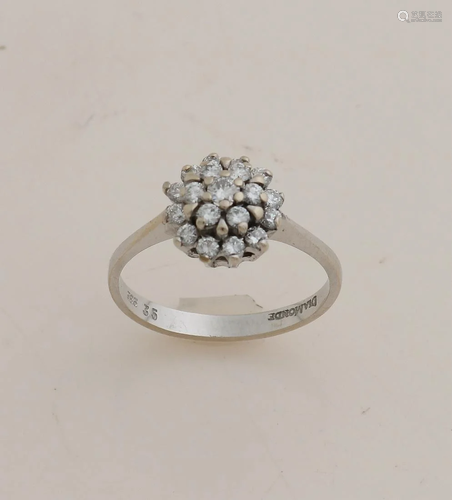 White gold ring, 585/000, with diamond. Entourage ring