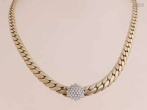 Beautiful silver plated choker, 925/000, with zirconia.