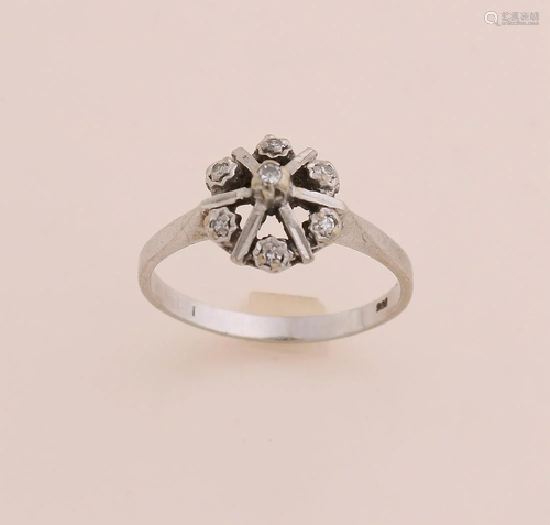 Delicate white gold ring, 585/000, with diamond. White