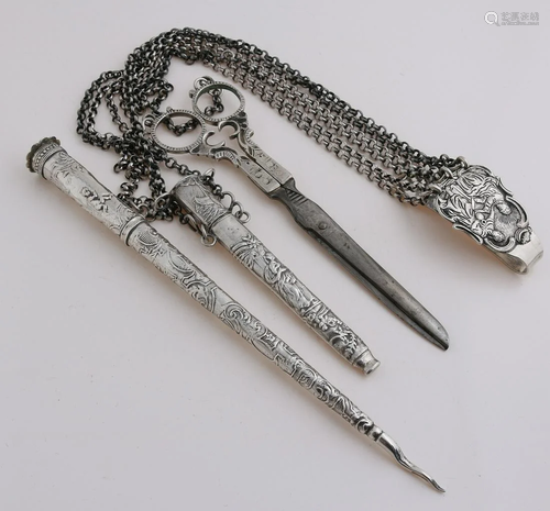 Silver chatelaine, 833/000, with skirt hook, scissors