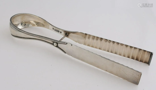 Silver asparagus tongs, 925/000, decorated with a pearl