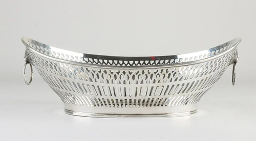 Silver bread basket, 835/000, barge-shaped sawn