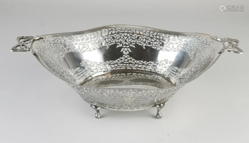 Very beautiful silver bread basket, 833/000, oval