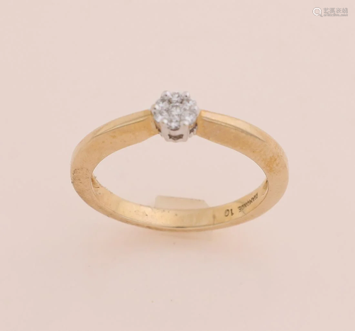 Yellow gold ring, 585/000, with diamond. Ring with an