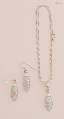 Silver jewelry set, 925/000, with opal mosaic. Set with