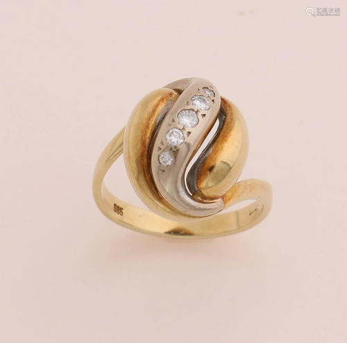 Yellow gold ring, 585/000, with diamond. Ring with a