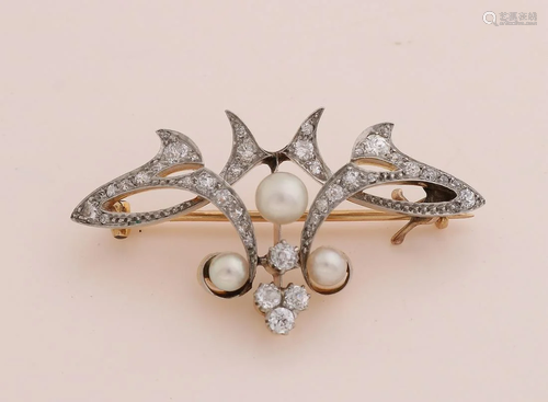 Classic yellow gold brooch, 585/000, with diamond and