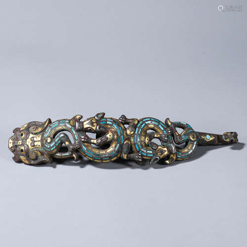 A turquoise-inlaid bronze dragon hook