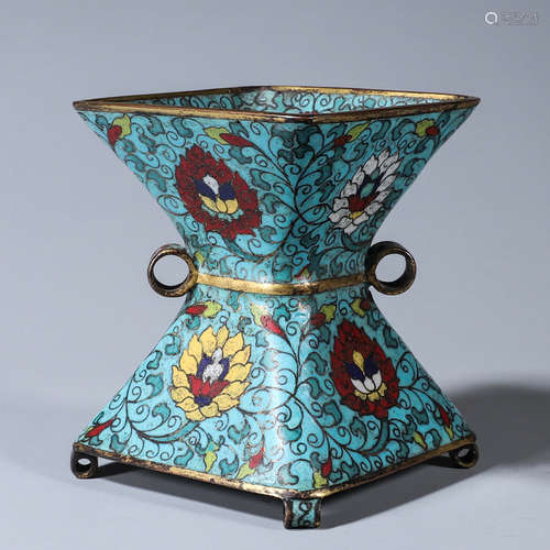 An interlocking flower patterned cloisonne brush pot