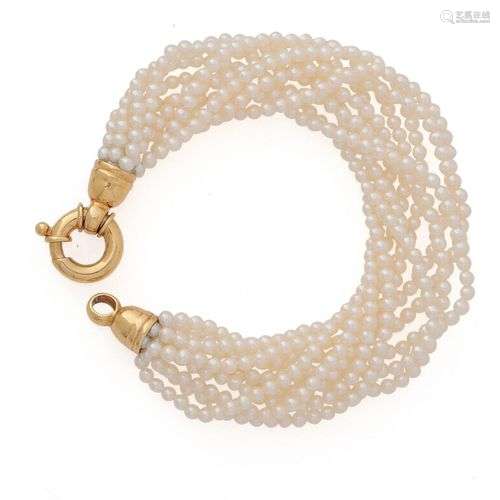 Bracelet composé de dix rangs torsadés de perles, Fermoir à ...